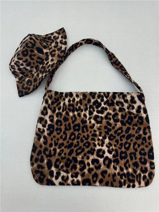 Hat and bag set